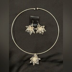 Silvertone and clear crystal flower wire choker necklace/earrings set
